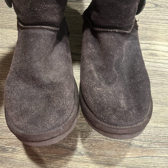 UGG Australia Bailey Button Triplet II Sheepskin Boots Wool Lined Brown Size W8 - Picture 8 of 12